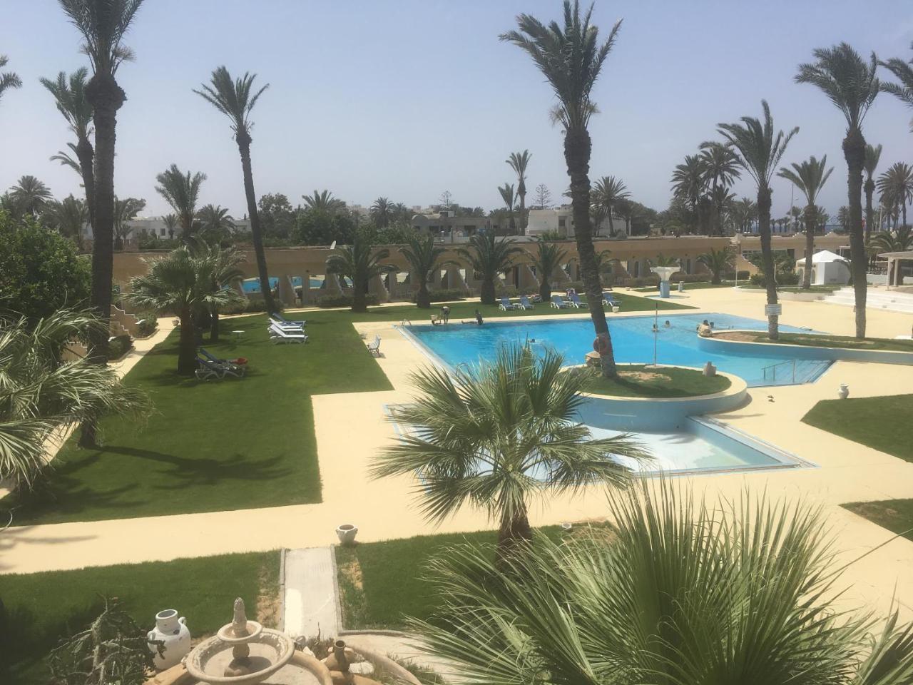 Hotel Les Palmiers Μοναστίρ Εξωτερικό φωτογραφία